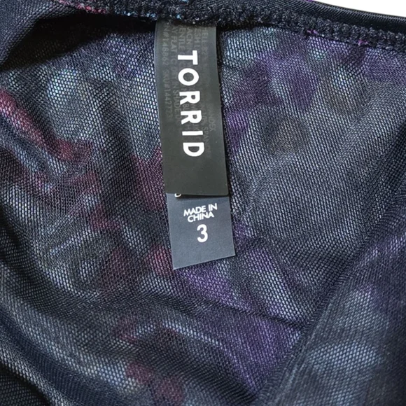 TORRID Snakeskin Shine Print  One Piece Swimsuit Size 3x - Picture 7 of 8